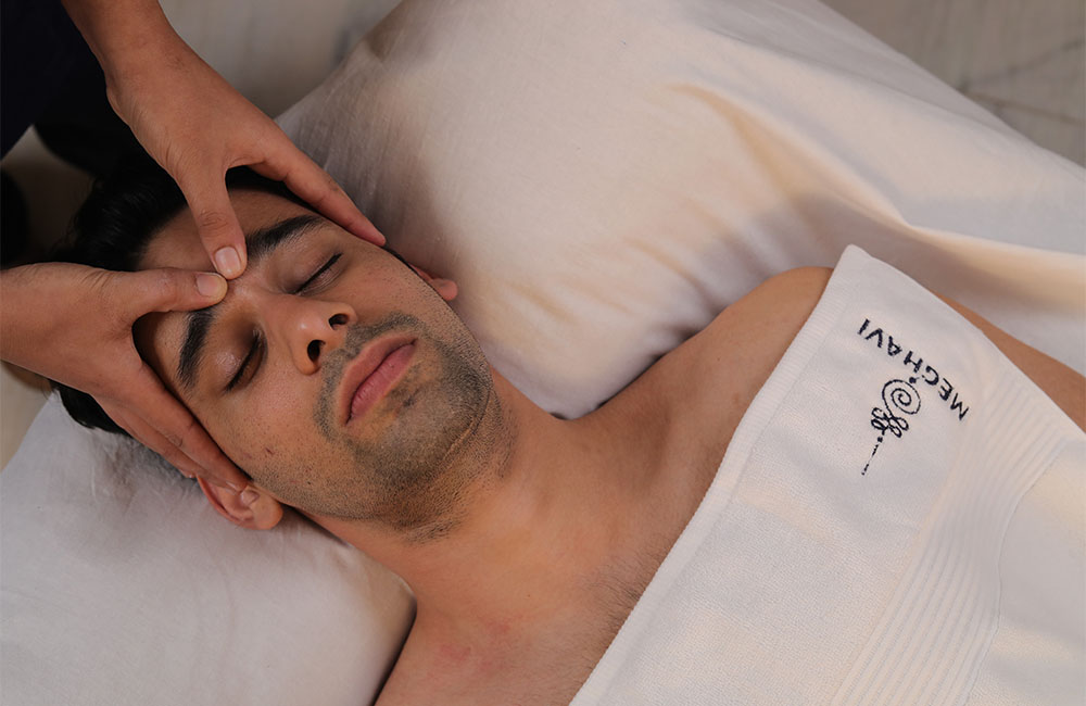 Head Neck Shoulder Massage